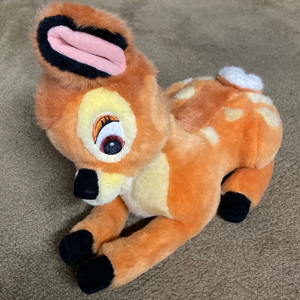 Vintage Disney Store BAMBI 13" Lying Down Roe Deer Fawn Plush Doll Animal Decor